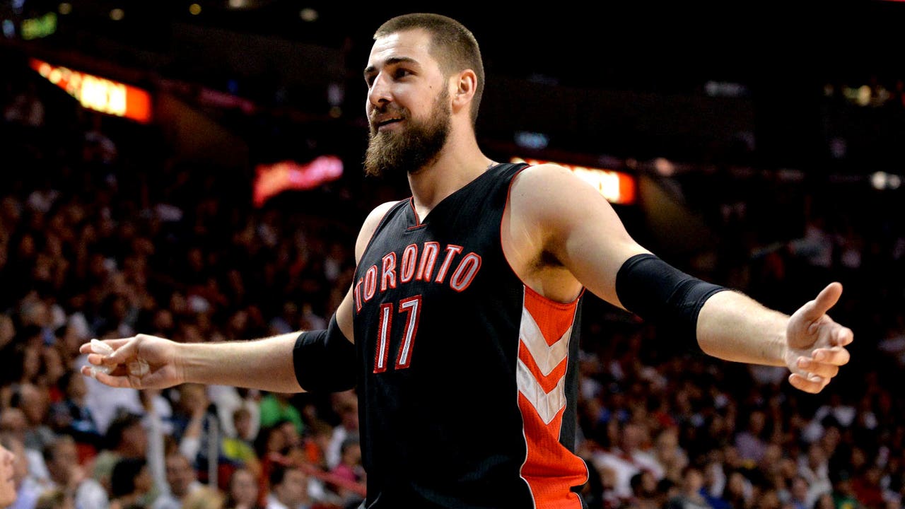 Raptors sign Valanciunas reportedly to four-year, $64M extension